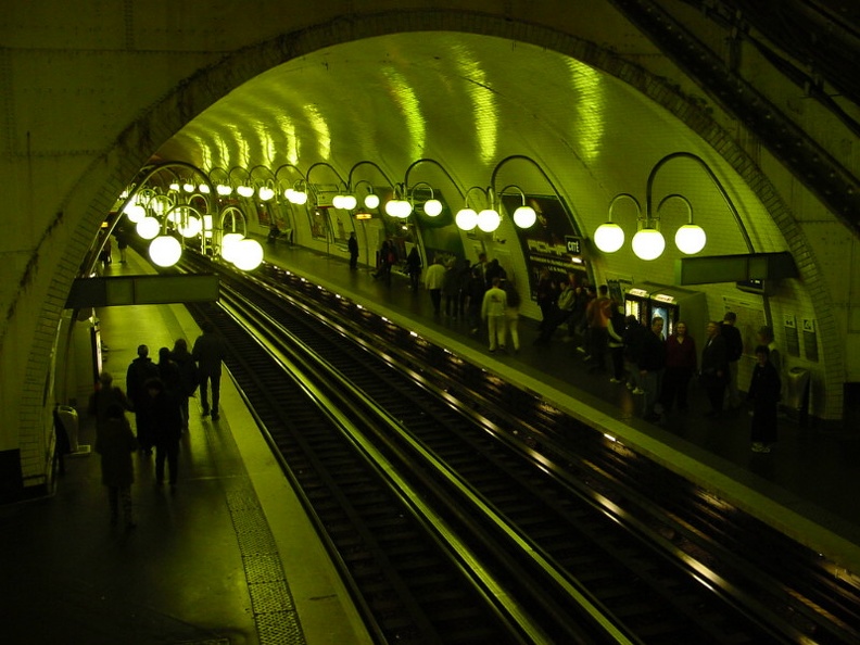 Cite Metro station